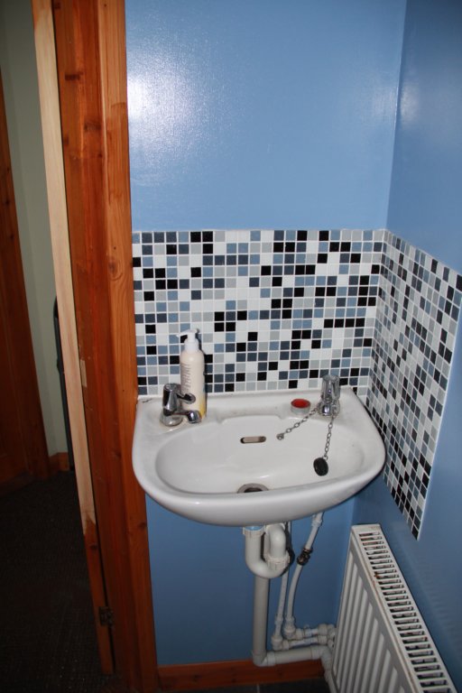 toilet.jpg